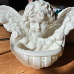 Belleek 3rd Green Mark 1965-1980 Angel Wall Pocket Beautiful